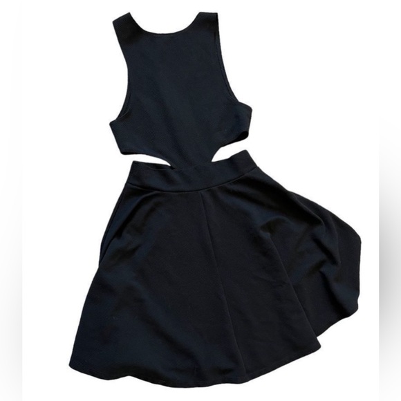 SNAP Black Low Cut Mini Dress - Size M - Picture 4 of 10